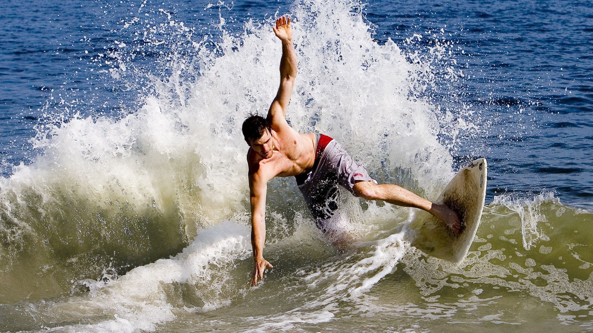 澳网男单决赛:澳洲猛将重返巅峰,精彩纷呈!,澳网男单决赛前瞻